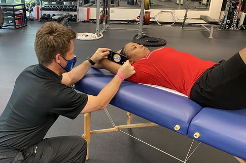 measuring tricep range of motion