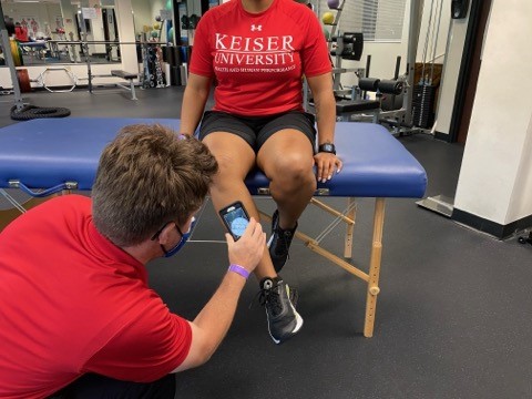 seated active hip external rotation measurement with smartphone