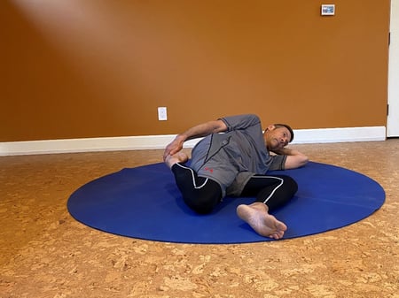 pulling knee back until felt in quads
