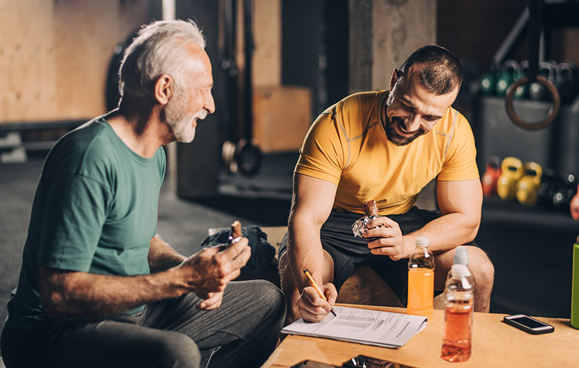 nutrition coach answering questions from client
