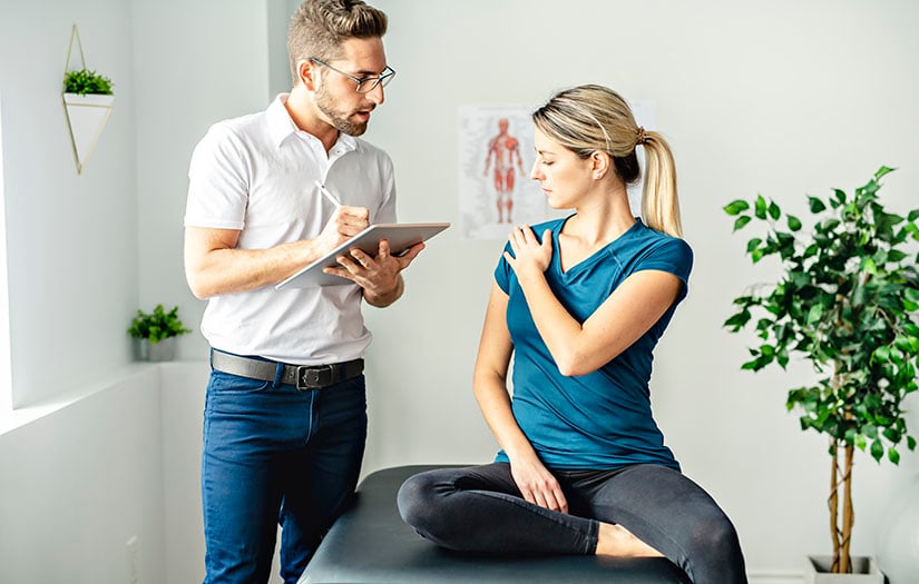 sports psychologist with a patient